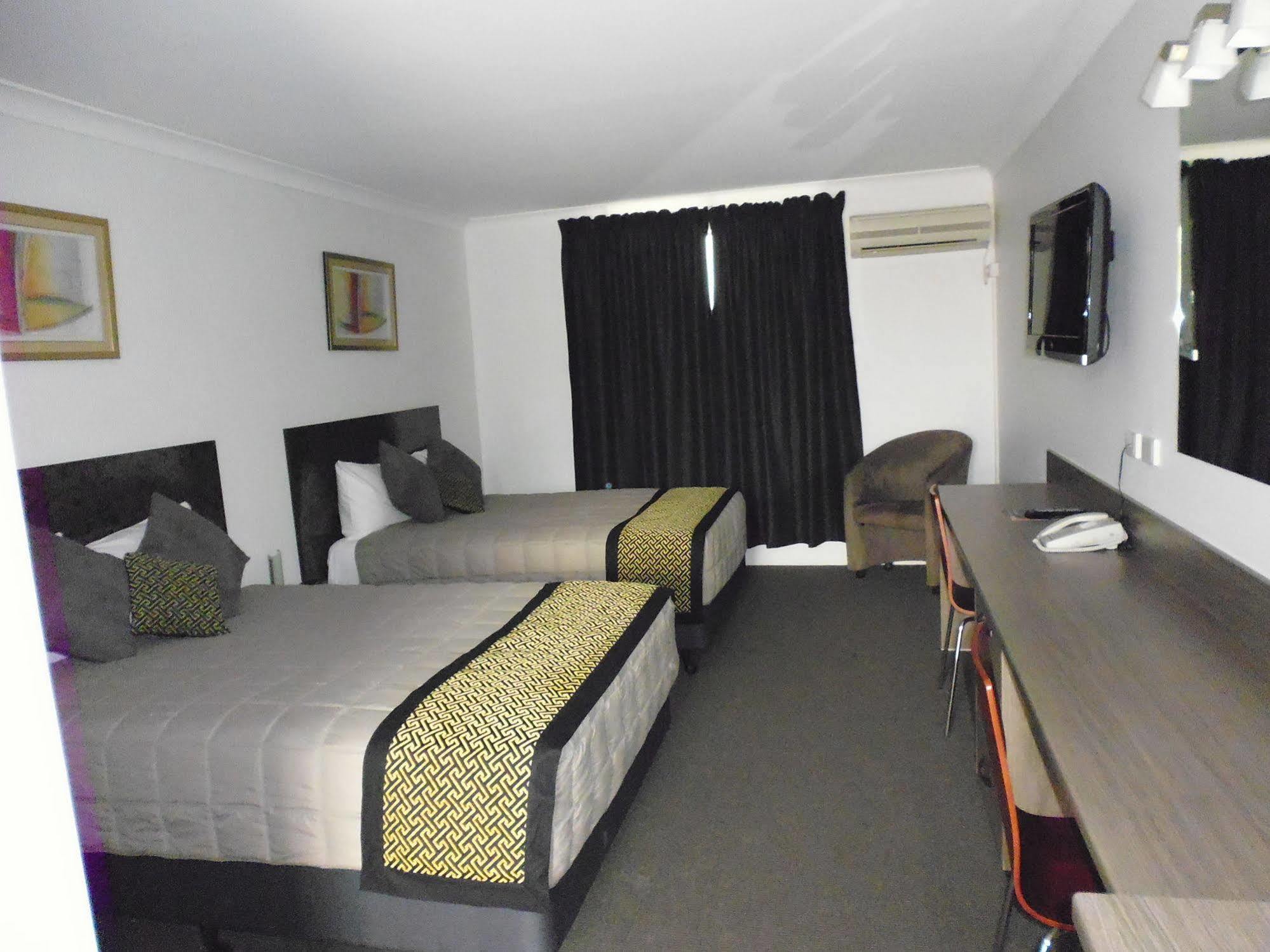 Burke & Wills Motor Inn Kingaroy Εξωτερικό φωτογραφία